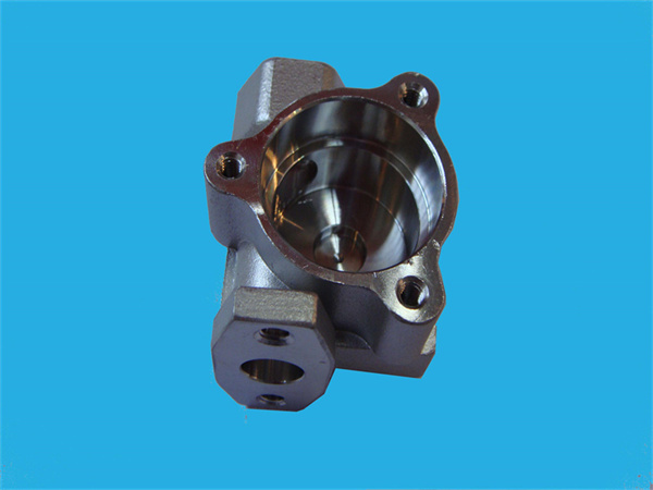 Precision Machined Connection Casting